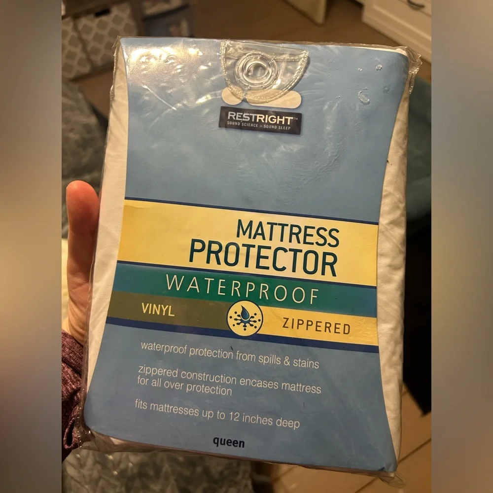 Queen Vinyl Mattress Protector NEW